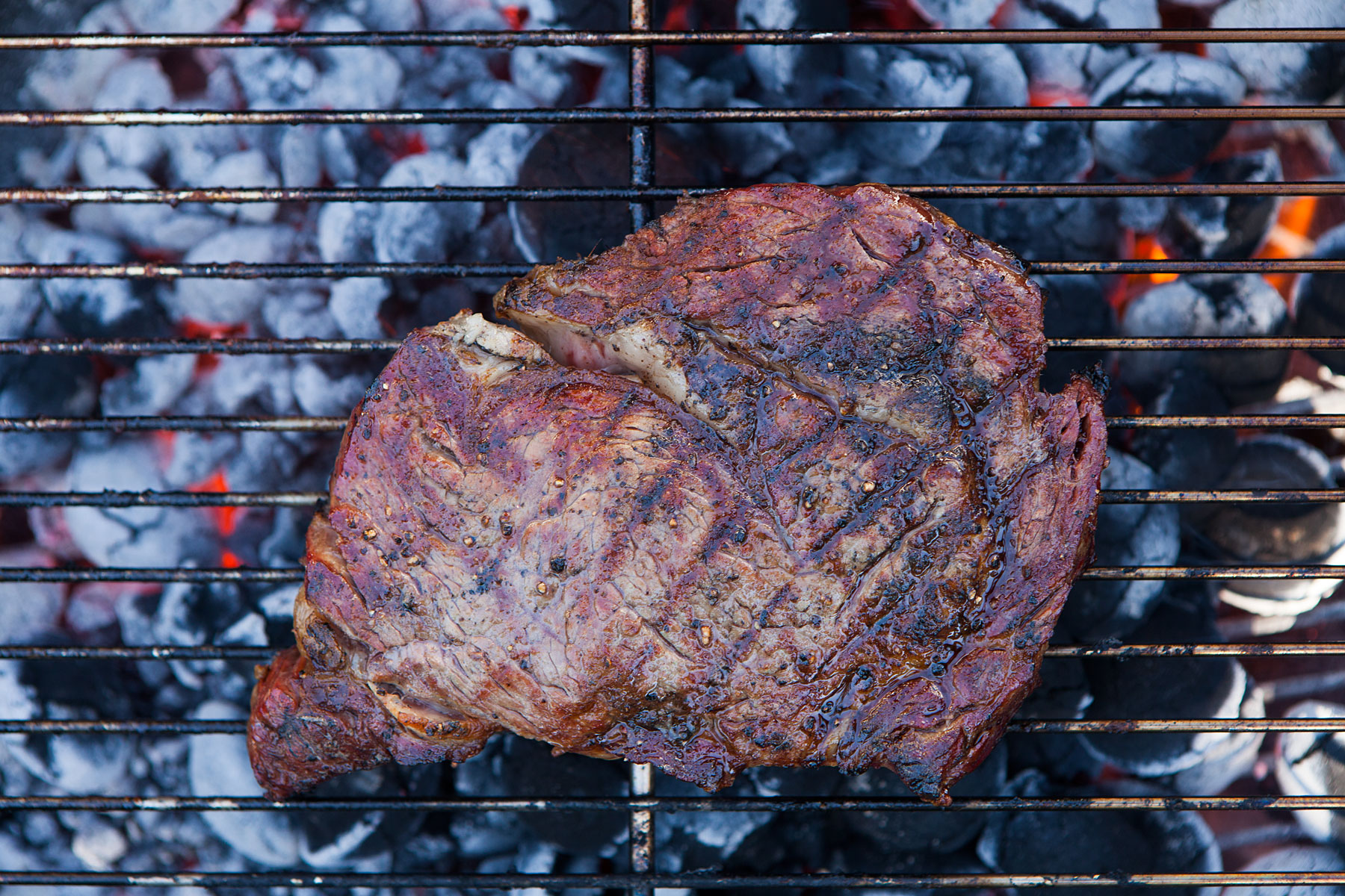  ribeye on the grill